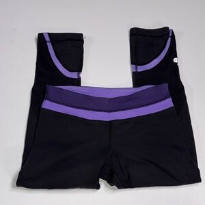Sz 4 Lululemon Capri leggings